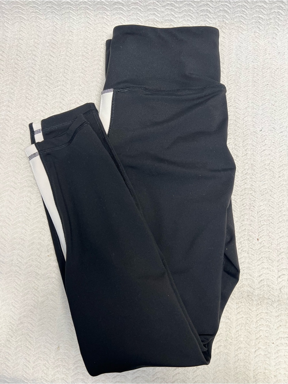 old navy / black go dry leggings with white stripes size large